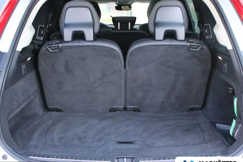 Volvo XC90 din 2022 cu 44.183 km - oferta VOL228760 - foto 36