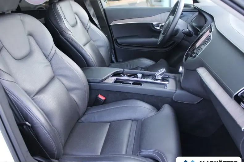Volvo XC90 din 2022 cu 44.183 km - oferta VOL228760 - foto 45