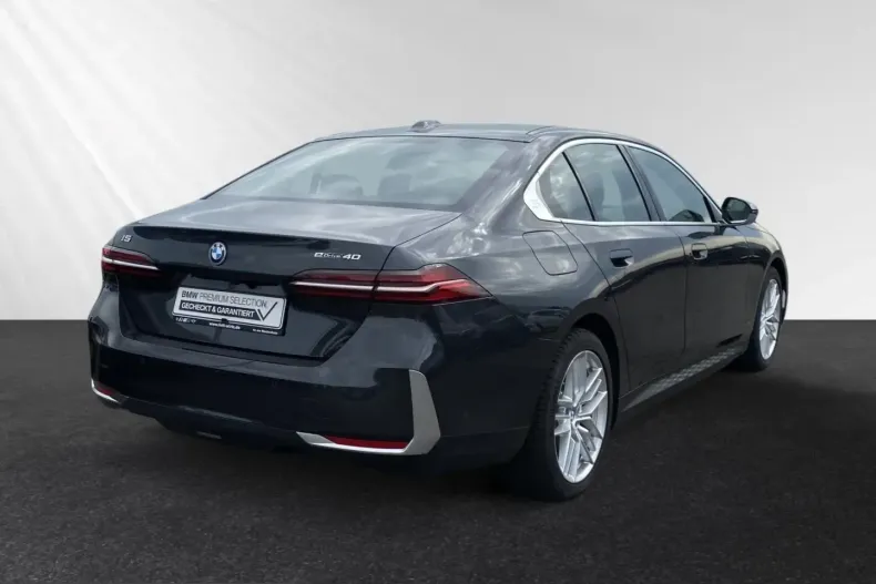 BMW i5 (Seria 5) din 2024 cu 37.250 km - oferta BMW228765 - foto 3