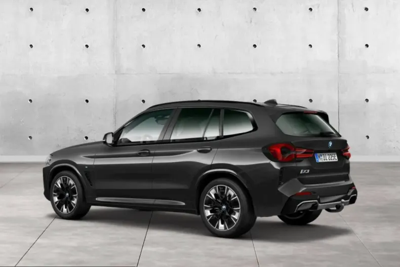 BMW iX3 (Seria X) din 2023 cu 46.416 km - oferta BMW228779 - foto 8