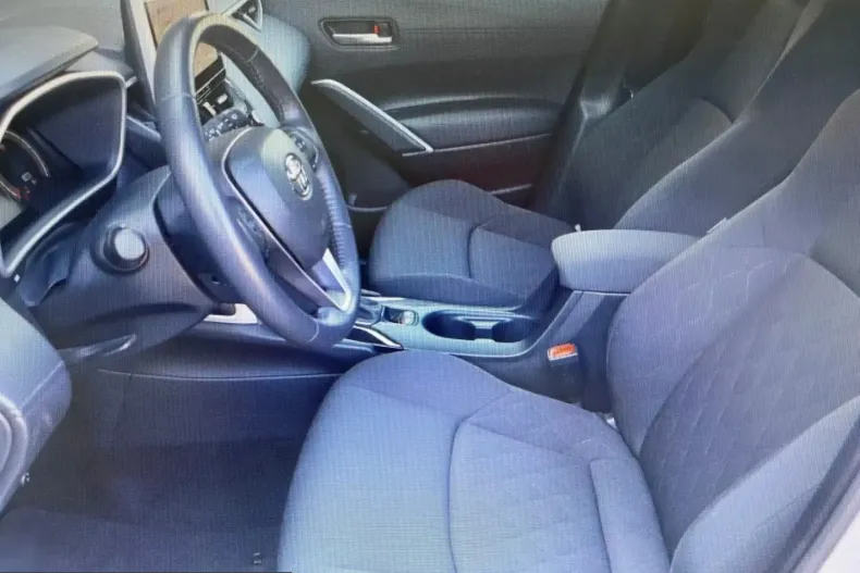 Toyota Corolla Cross din 2023 cu 52.150 km - oferta TOY228782 - foto 8