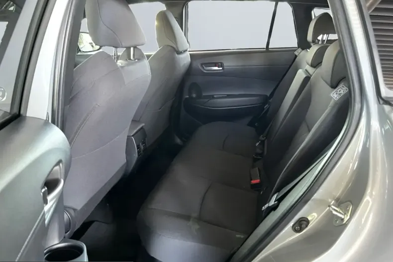 Toyota Corolla Cross din 2023 cu 56.621 km - oferta TOY228783 - foto 17