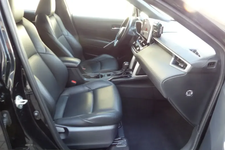 Toyota Corolla Cross din 2024 cu 88.500 km - oferta TOY228789 - foto 6