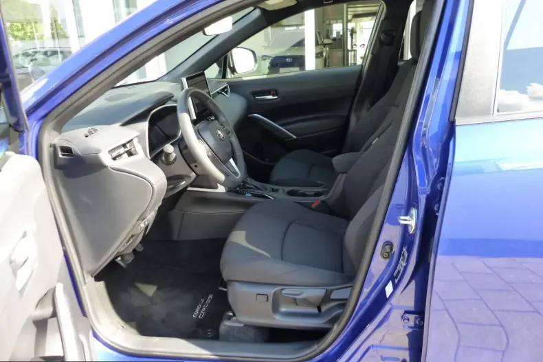 Toyota Corolla Cross din 2024 cu 42.920 km - oferta TOY228790 - foto 12
