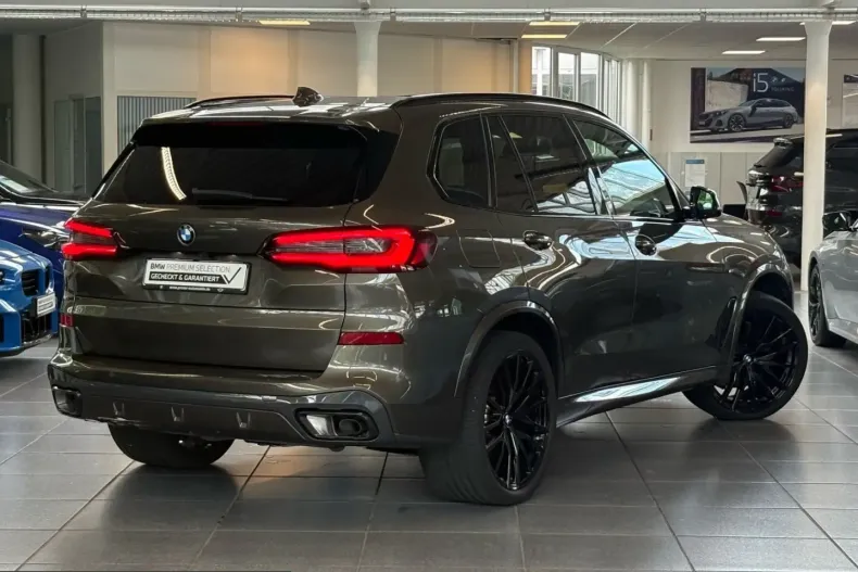BMW X5 (Seria X) din 2023 cu 21.688 km - oferta BMW228795 - foto 2