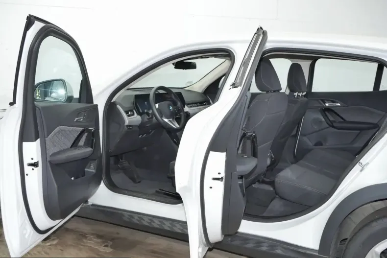 BMW X2 (Seria X) din 2025 cu 10.600 km - oferta BMW228801 - foto 3