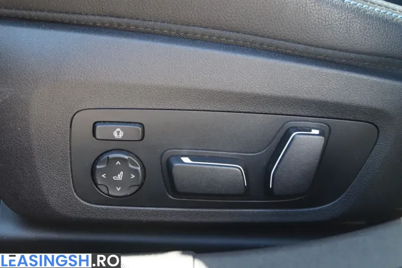 BMW 330 (Seria 3) din 2025 cu 15.059 km - oferta BMW228814 - foto 14