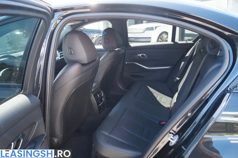 BMW 330 (Seria 3) din 2025 cu 15.059 km - oferta BMW228814 - foto 15