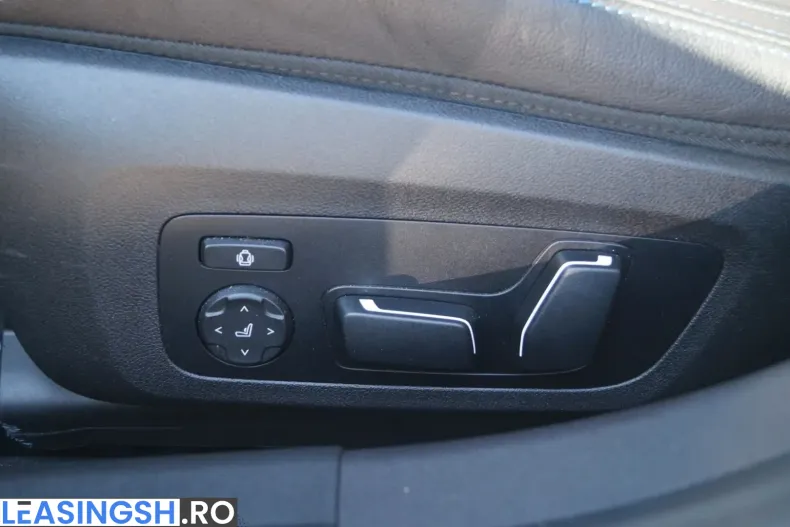 BMW 330 (Seria 3) din 2025 cu 26.387 km - oferta BMW228816 - foto 21