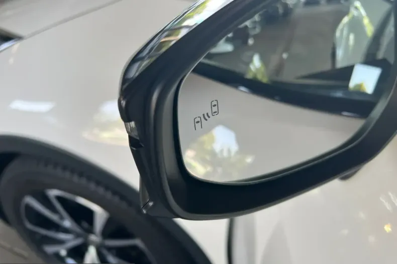 Toyota C-HR din 2025 cu 42.791 km - oferta TOY228823 - foto 23