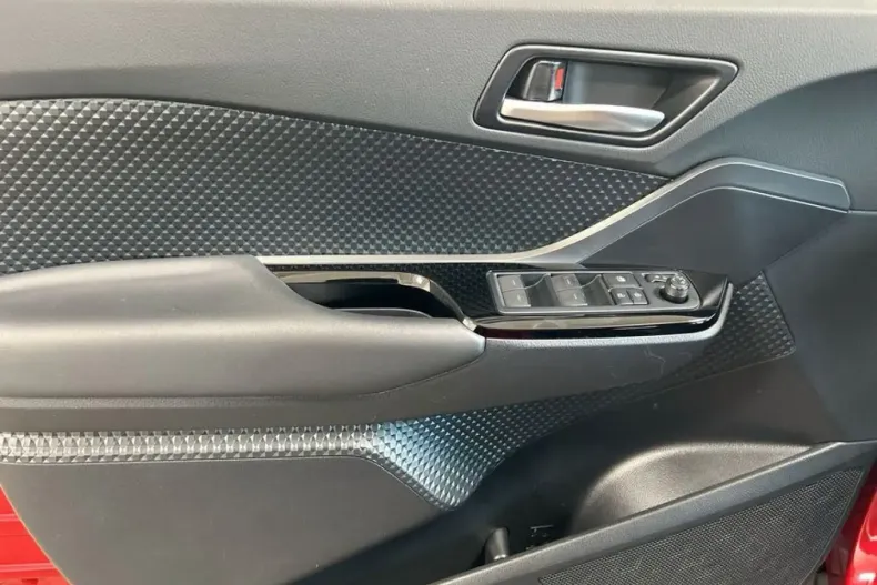 Toyota C-HR din 2023 cu 50.750 km - oferta TOY228832 - foto 19