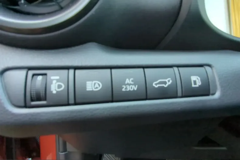 Toyota C-HR din 2025 cu 16.135 km - oferta TOY228833 - foto 19