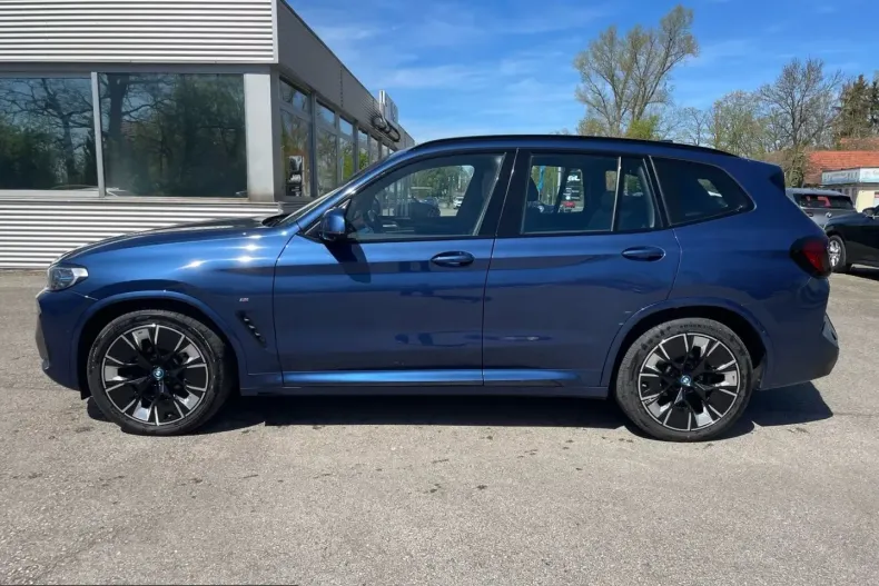 BMW iX3 (Seria X) din 2023 cu 34.250 km - oferta BMW228839 - foto 2
