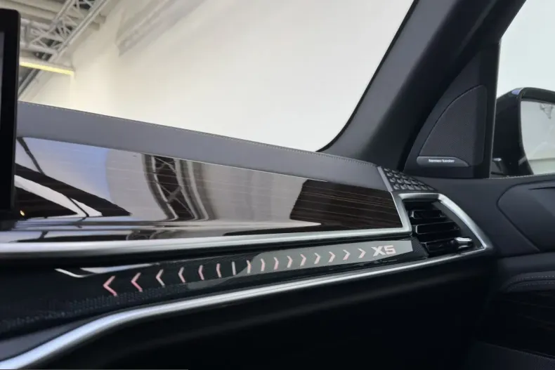 BMW X5 (Seria X) din 2025 cu 5.650 km - oferta BMW228846 - foto 12