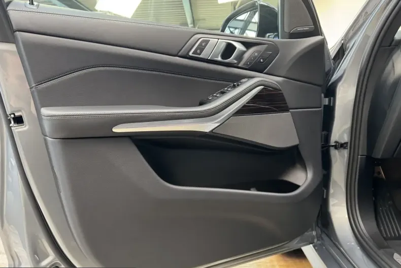 BMW X5 (Seria X) din 2025 cu 5.650 km - oferta BMW228846 - foto 17