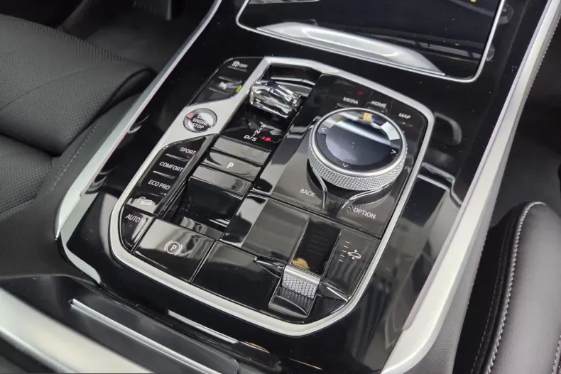 BMW X5 (Seria X) din 2025 cu 15.150 km - oferta BMW228848 - foto 36