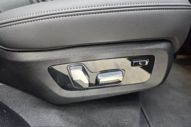 BMW X5 (Seria X) din 2025 cu 15.150 km - oferta BMW228848 - foto 43