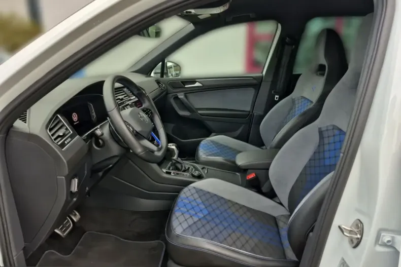 Volkswagen Tiguan din 2023 cu 38.700 km - oferta VOL228863 - foto 8