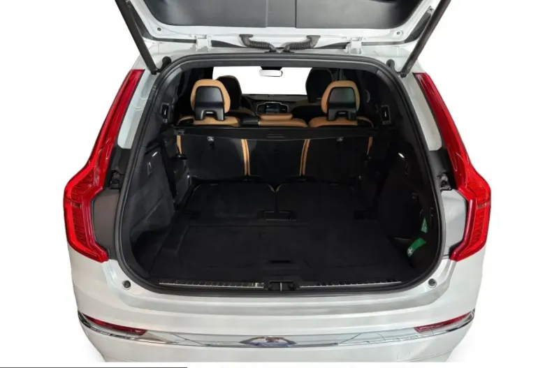 Volvo XC90 din 2023 cu 32.125 km - oferta VOL228868 - foto 16