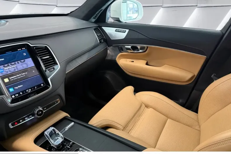 Volvo XC90 din 2023 cu 32.125 km - oferta VOL228868 - foto 24
