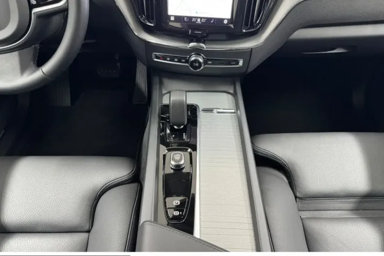 Volvo XC60 din 2025 cu 18.595 km - oferta VOL228869 - foto 11