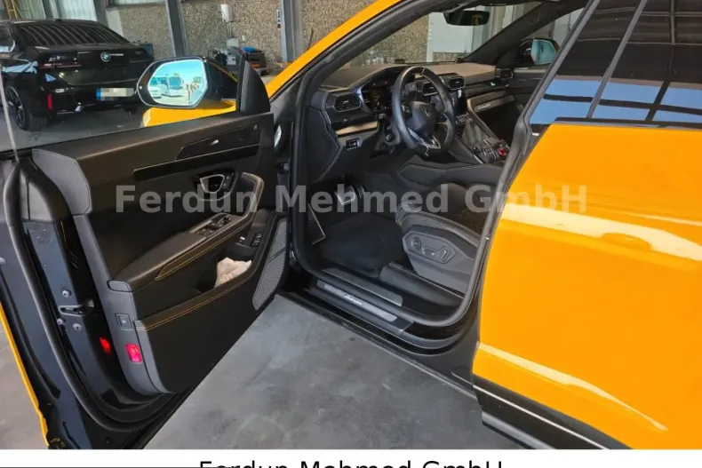 Lamborghini Urus din 2024 cu 8.798 km - oferta LAM228875 - foto 8