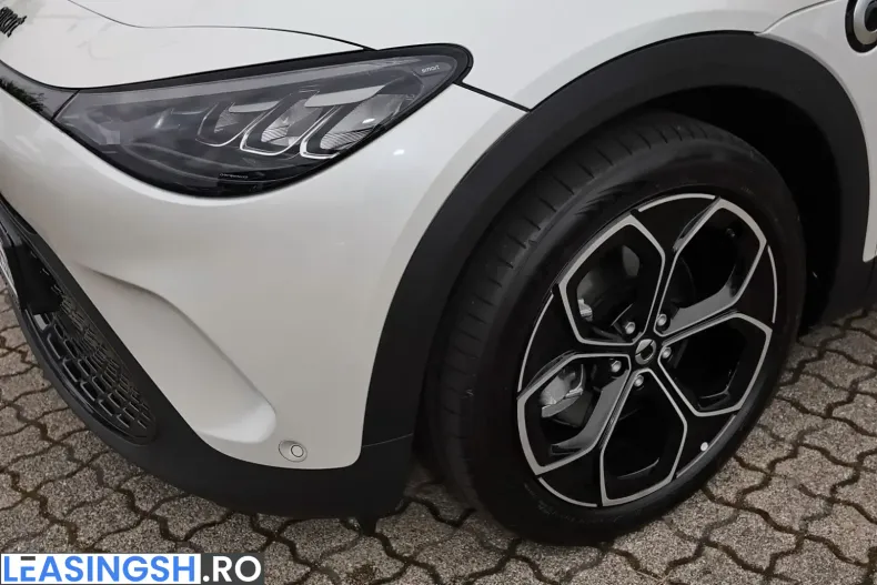 Smart #3 din 2025 cu 10.528 km - oferta SMA228877 - foto 3