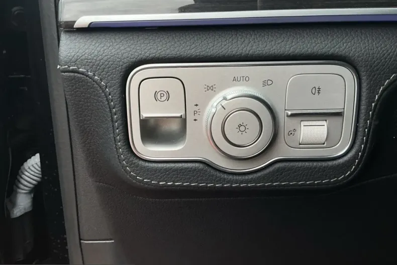 Mercedes-Benz GLE 400 (Clasa GLE) din 2023 cu 96.384 km - oferta MER228883 - foto 23