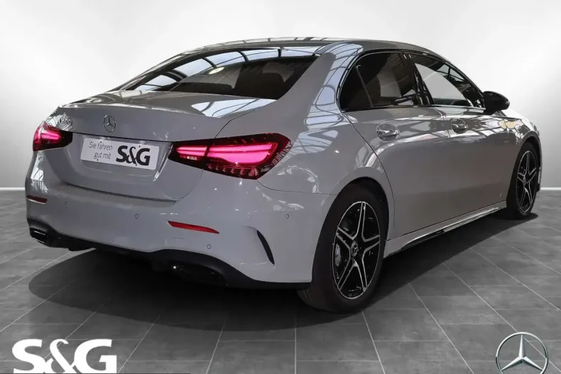 Mercedes-Benz A 200 (Clasa A) din 2025 cu 10.000 km - oferta MER228884 - foto 2