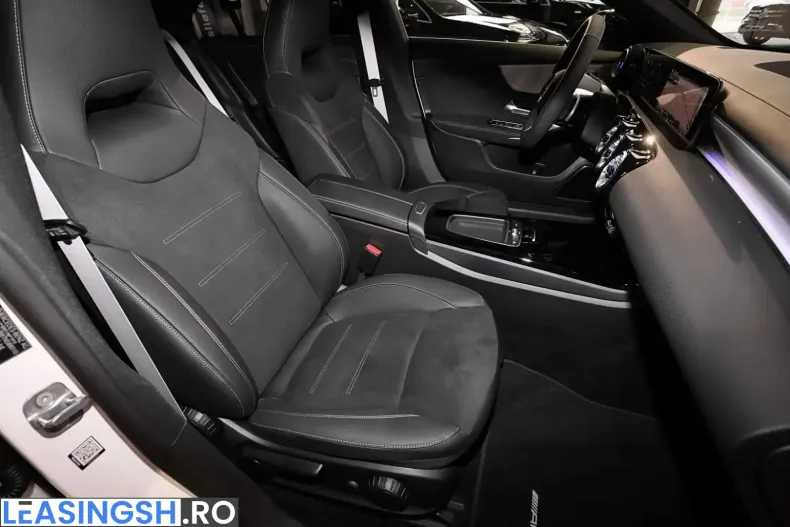 Mercedes-Benz CLA 200 (Clasa CLA) din 2025 cu 12.563 km - oferta MER228888 - foto 4