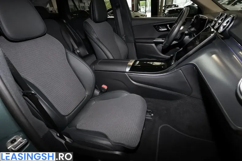 Mercedes-Benz GLC 220 (Clasa GLC) din 2025 cu 17.870 km - oferta MER228890 - foto 5