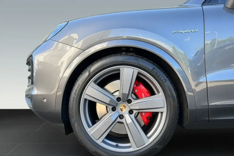 Porsche Cayenne din 2024 cu 24.857 km - oferta POR228900 - foto 7