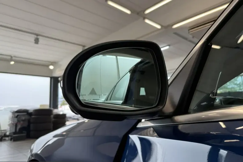 Mercedes-Benz C 220 (Clasa C) din 2025 cu 11.800 km - oferta MER228905 - foto 8