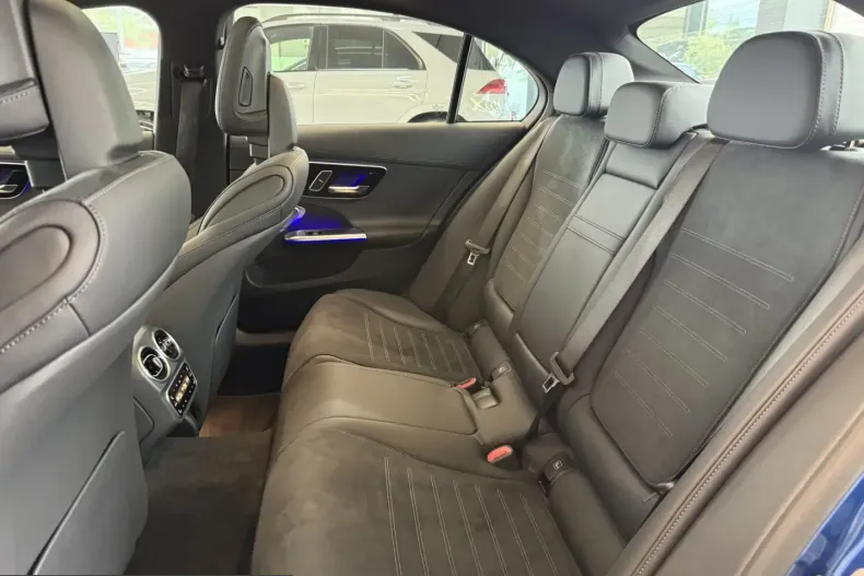 Mercedes-Benz C 220 (Clasa C) din 2025 cu 11.800 km - oferta MER228905 - foto 19