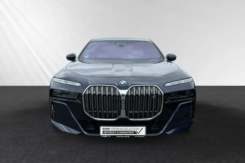 BMW i7 (Seria 7) din 2025 cu 15.890 km - oferta BMW228907 - foto 5