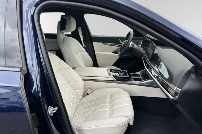 BMW i7 (Seria 7) din 2025 cu 15.890 km - oferta BMW228907 - foto 7