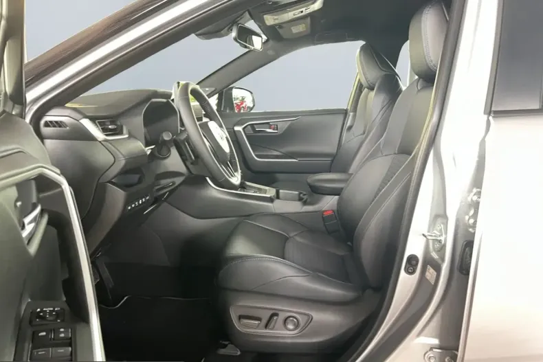 Toyota RAV4 din 2025 cu 25.700 km - oferta TOY228908 - foto 7