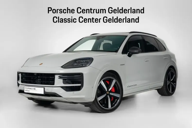 Porsche Cayenne din 2024 cu 24.314 km - oferta POR228921 - foto 1