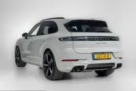 Porsche Cayenne din 2024 cu 24.314 km - oferta POR228921 - foto 3