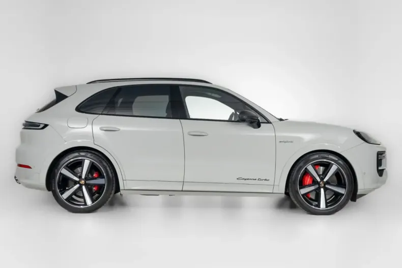 Porsche Cayenne din 2024 cu 24.314 km - oferta POR228921 - foto 6