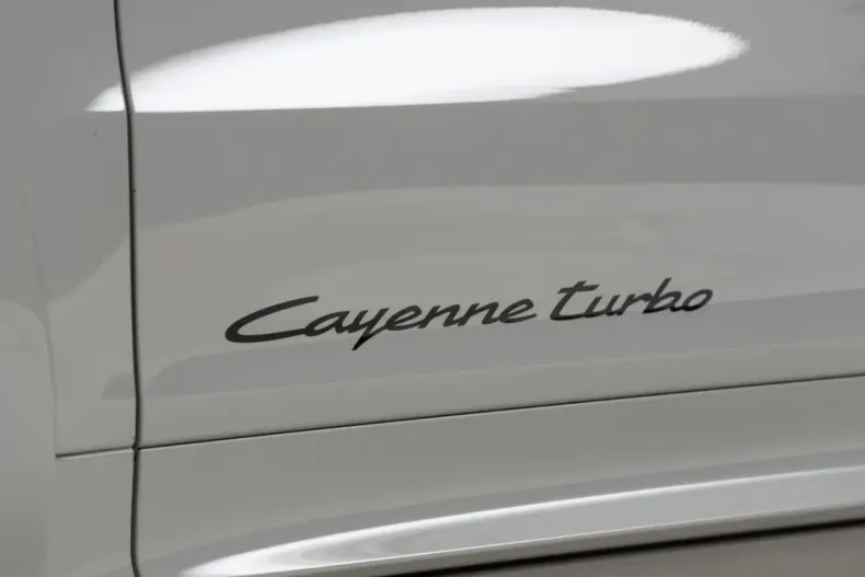 Porsche Cayenne din 2024 cu 24.314 km - oferta POR228921 - foto 18