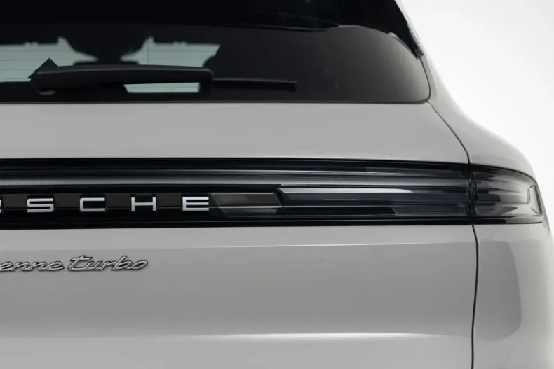 Porsche Cayenne din 2024 cu 24.314 km - oferta POR228921 - foto 19