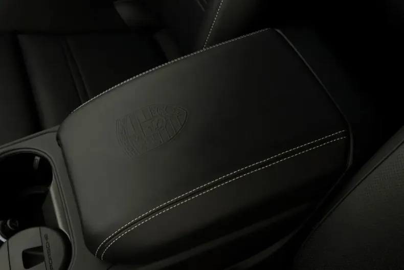 Porsche Cayenne din 2024 cu 24.314 km - oferta POR228921 - foto 41