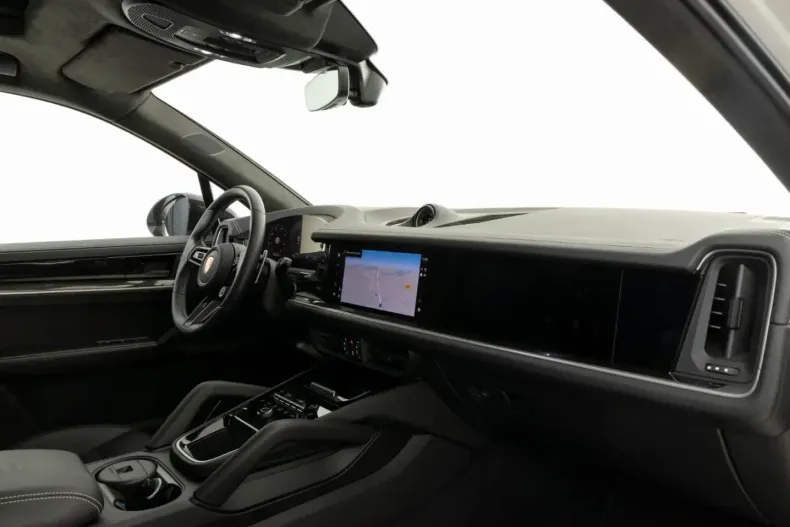 Porsche Cayenne din 2024 cu 24.314 km - oferta POR228921 - foto 42