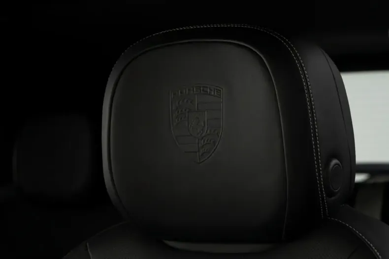 Porsche Cayenne din 2024 cu 24.314 km - oferta POR228921 - foto 47