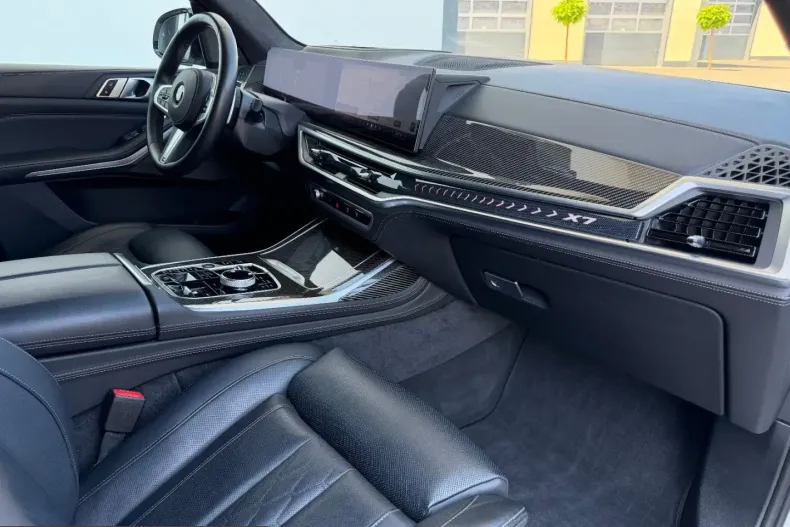 BMW X7 (Seria X) din 2024 cu 64.431 km - oferta BMW228929 - foto 18