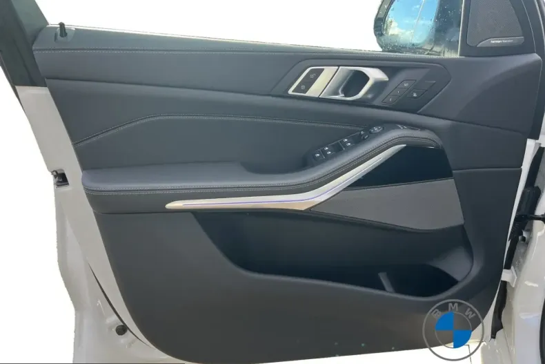 BMW X5 (Seria X) din 2025 cu 26.357 km - oferta BMW228938 - foto 8