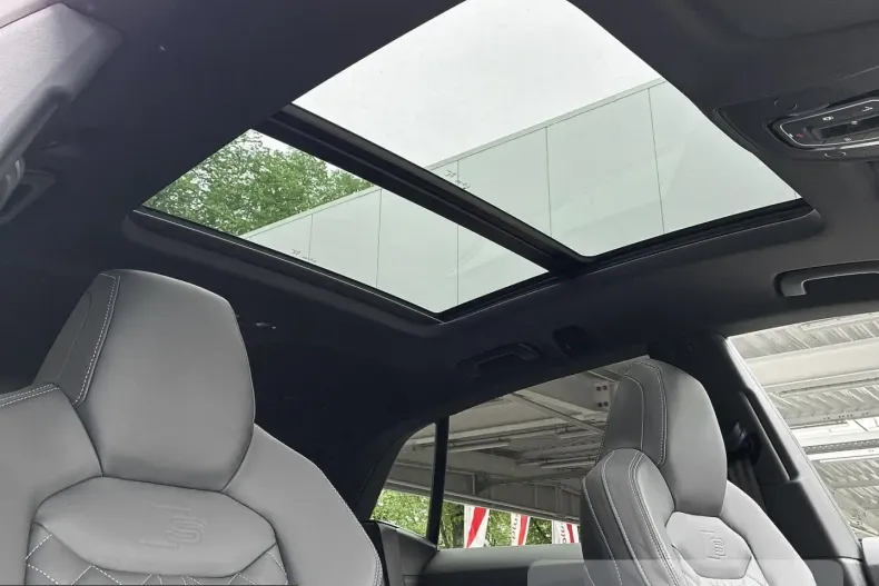 Audi Q8 din 2025 cu 8.730 km - oferta AUD228939 - foto 12