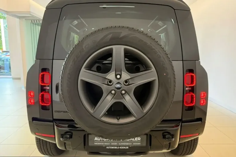 Land Rover Defender din 2024 cu 29.400 km - oferta LAN228945 - foto 8