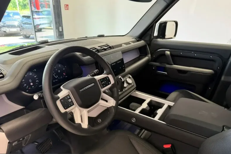 Land Rover Defender din 2024 cu 29.400 km - oferta LAN228945 - foto 11